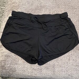 Athleta black  Performance Shorts Sz S